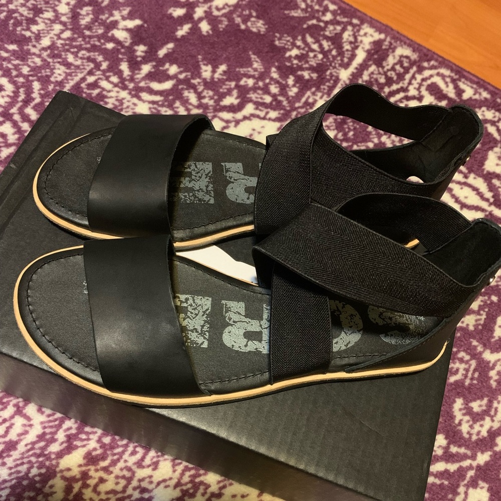 Sorel Ella Leather Sandal NWB size 8.5